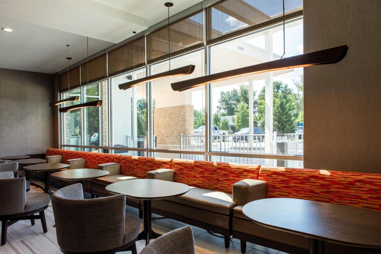 Springhill Suites By Marriott Chester Bagian luar foto