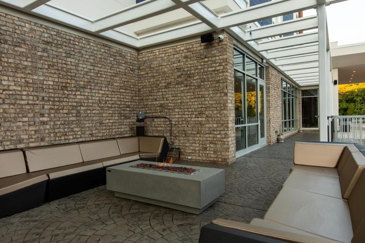 Springhill Suites By Marriott Chester Bagian luar foto